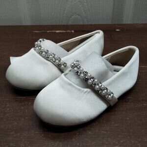 Felix & Flora Girls Toddler 13.5 White Mary Jane Rhinestone Pearl Satin Shoes